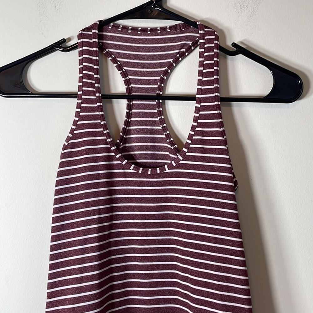 Lululemon Cool Racerback West2east Stripe Heathered Bordeaux Drama Tank Top Sz 2 - Picture 4 of 9